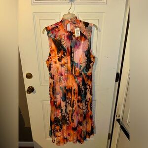 Torrid NWT dress. Beautiful colors. Size 2x